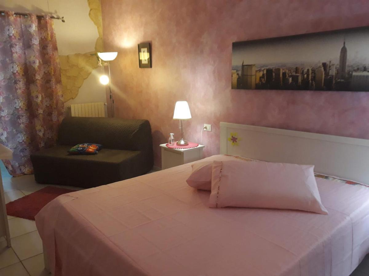 פסקרה Suites Rome מראה חיצוני תמונה